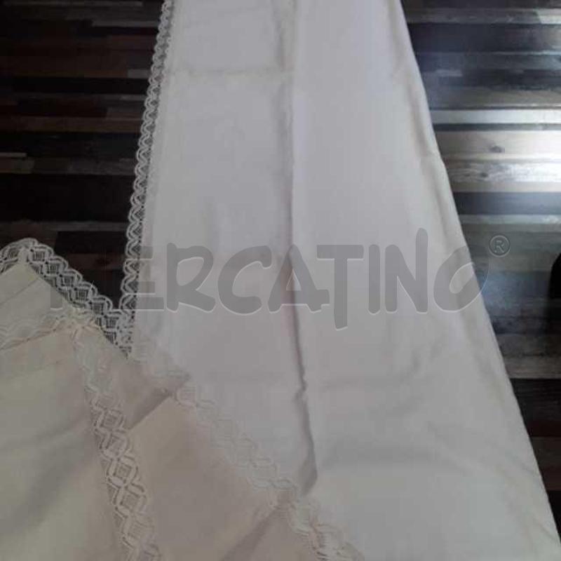LENZUOLO MATRIMONIALE + 2 FEDERE + APPLICAZOINI ARROTONDATO | Mercatino dell'Usato Montesilvano 3