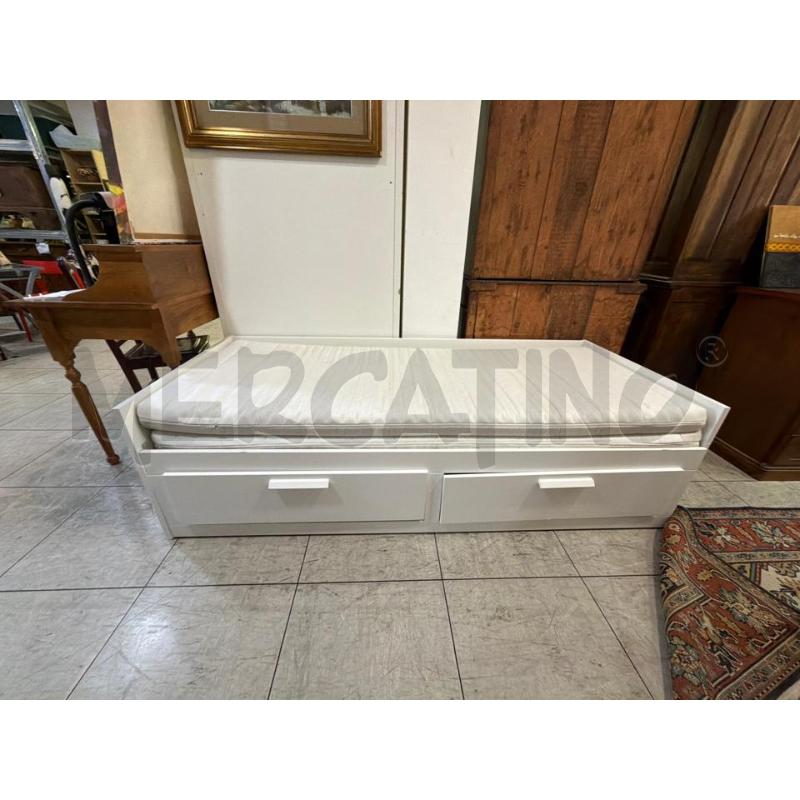 LETTO CONTENITORE BIANCO DOPPIO PRESENTA DOGHE ROTTE E IMPERFEZOINI | Mercatino dell'Usato Montesilvano 1