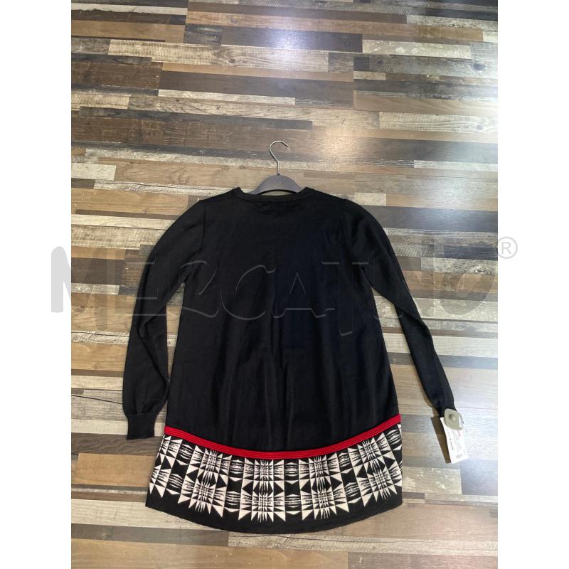 MAGLIA DONNA D EXTERIOR NERA ROSSA STRISCIA FANTASIA BIANCA  | Mercatino dell'Usato Montesilvano 2