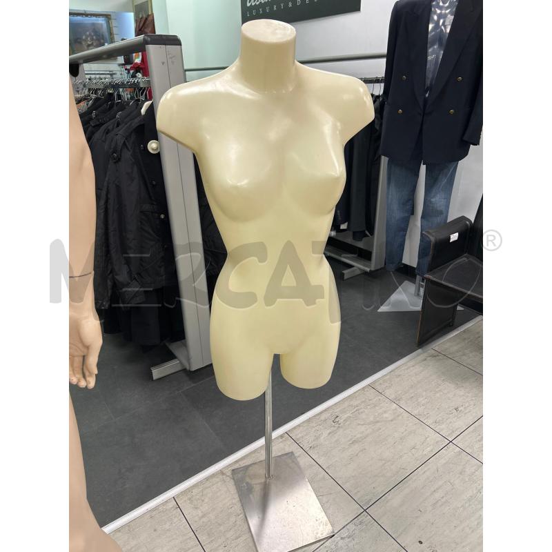 MANICHINO MEZZOBUSTO FEMMINILE BIANCO | Mercatino dell'Usato Montesilvano 1