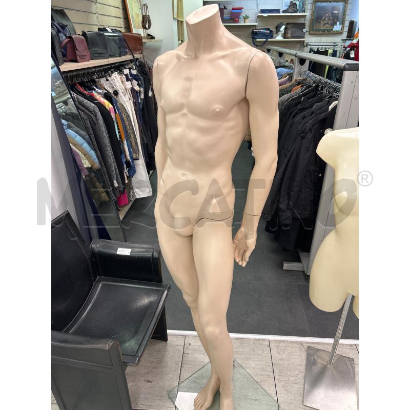 MANICHINO UOMO BIANCO | Mercatino dell'Usato Montesilvano 1