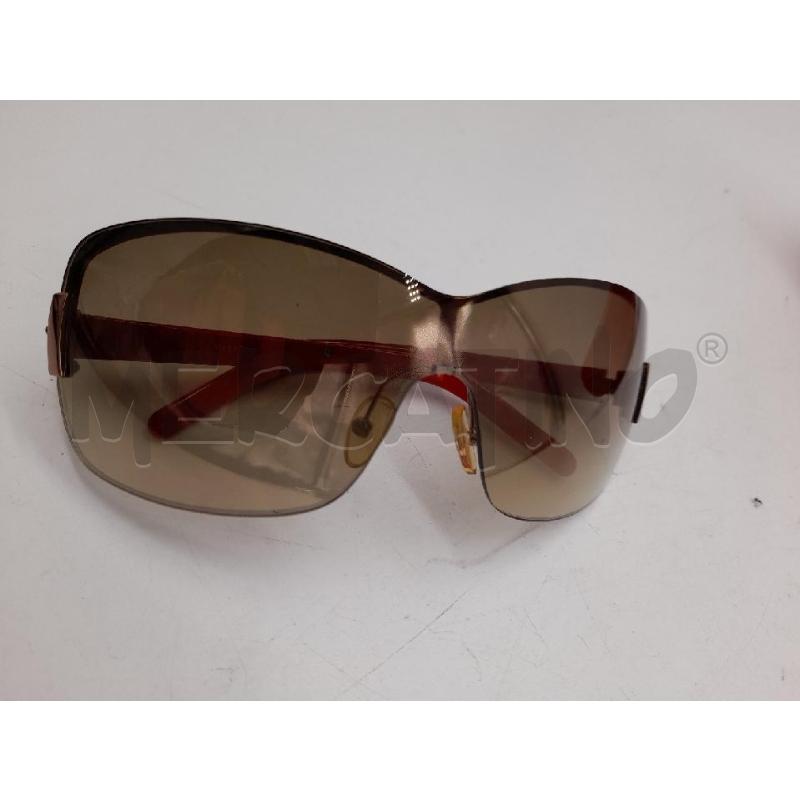 OCCHIALI DONNA VALENTINO STECCHE ROSSE LENTI SPECCHIATA | Mercatino dell'Usato Montesilvano 4