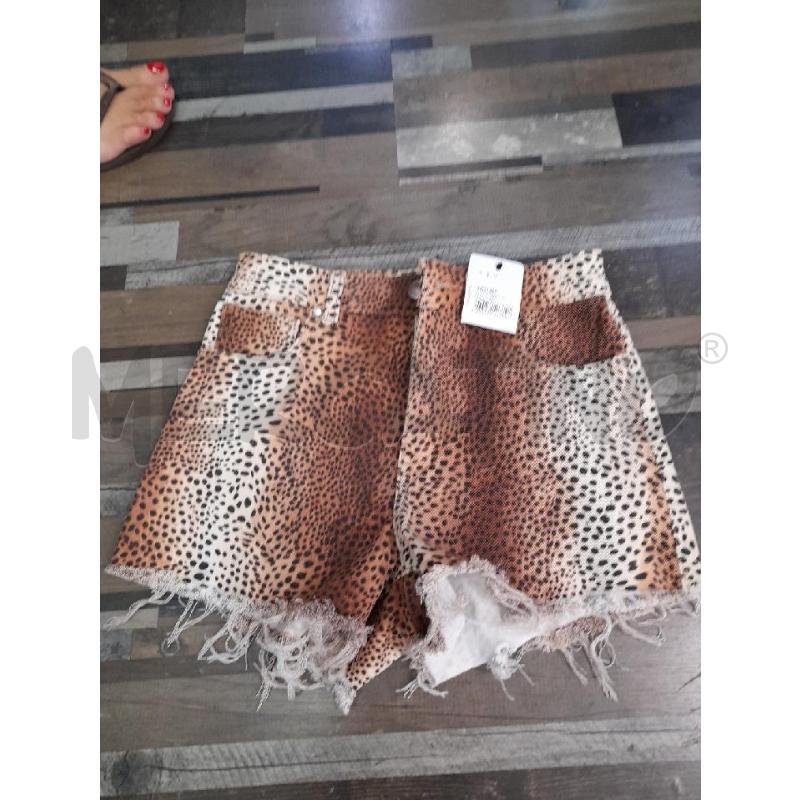 PANTALONE DONNA CORTO LEOPRDATO TEZENIS TG S | Mercatino dell'Usato Montesilvano 2