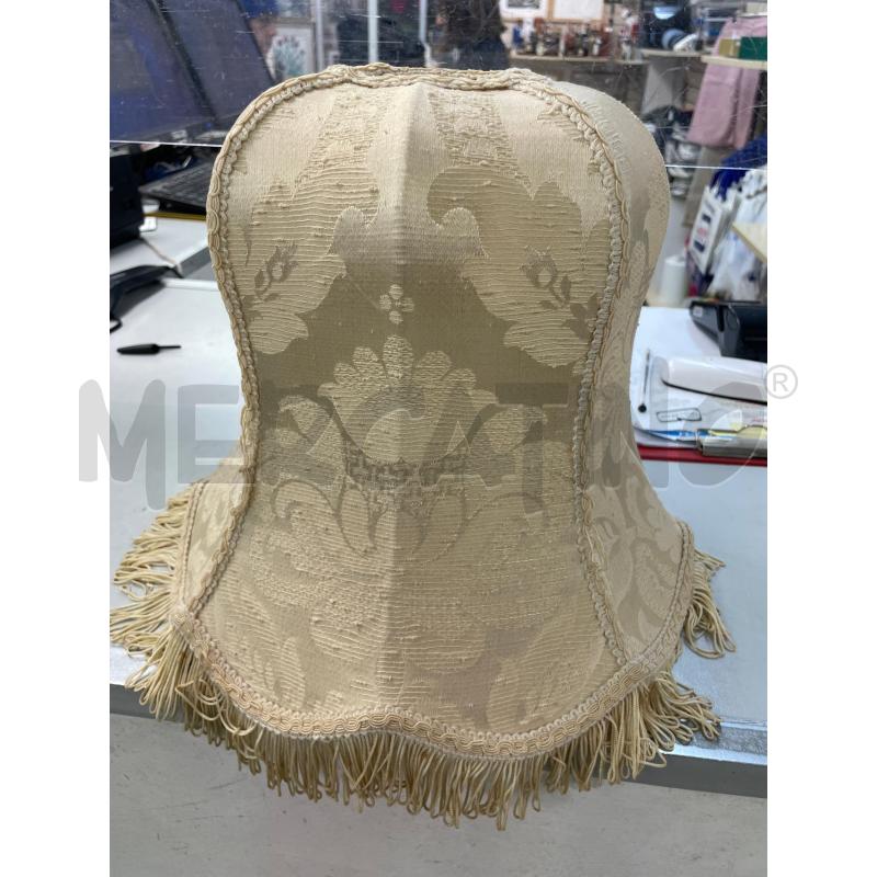 PARALUME BEIGE DAMASCATO CM 28 X 31 | Mercatino dell'Usato Montesilvano 3