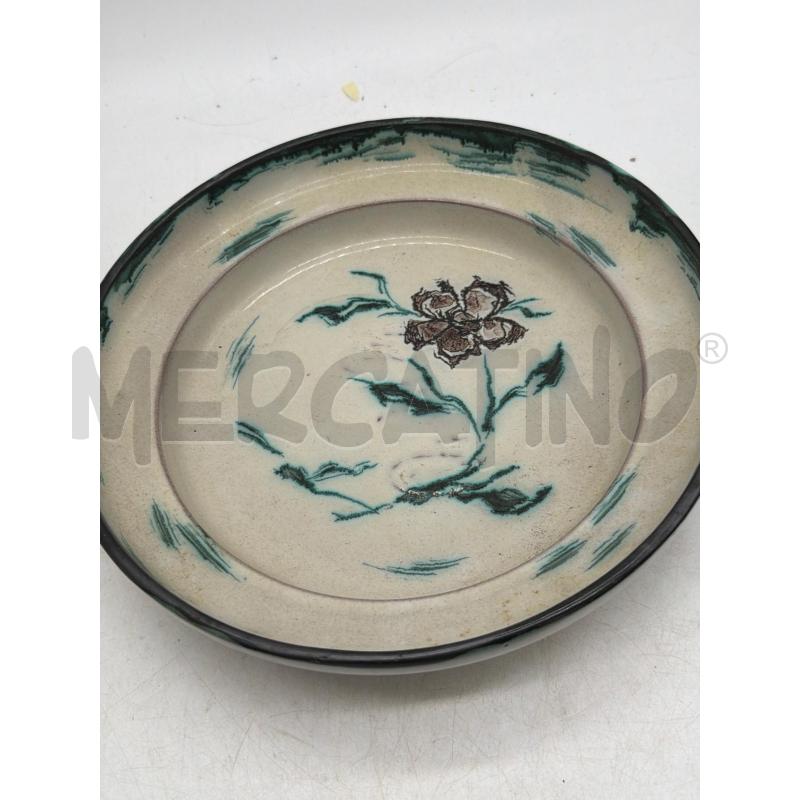 PIATTO CERAMICA FIORE 23,5CM | Mercatino dell'Usato Montesilvano 2