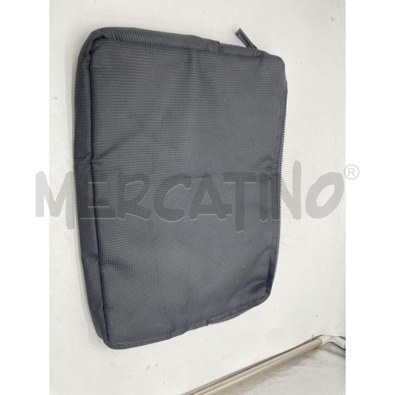 POCHETTE MONTBLANC PARFUMS NERA | Mercatino dell'Usato Montesilvano 3