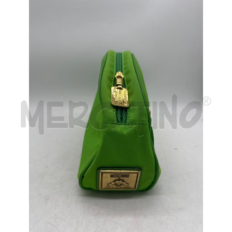 POCHETTE MOSCHINO VERDE ACIDO LETTERE DORATE | Mercatino dell'Usato Montesilvano 2
