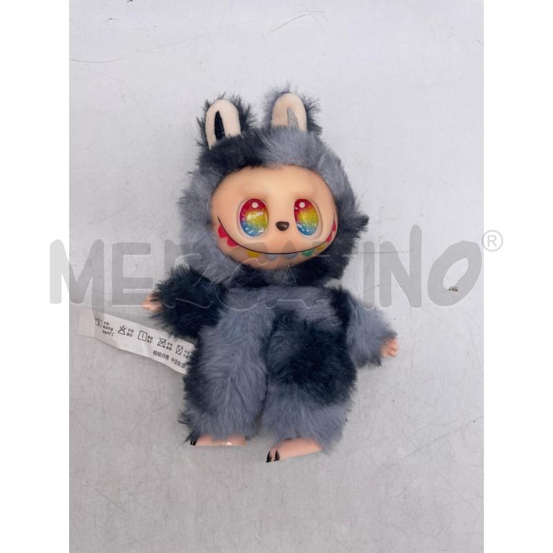 PUPAZZETTO LABUBU GRIGIO NERO OCCHI ARCOBALENO | Mercatino dell'Usato Montesilvano 1