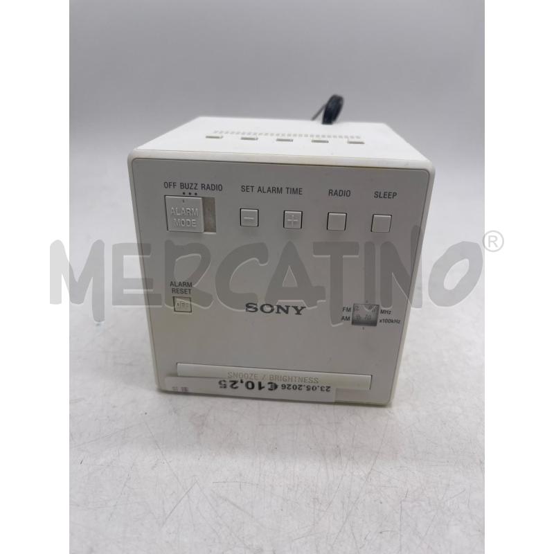 RADIOLINA BIANCA CUBO SONY | Mercatino dell'Usato Montesilvano 2