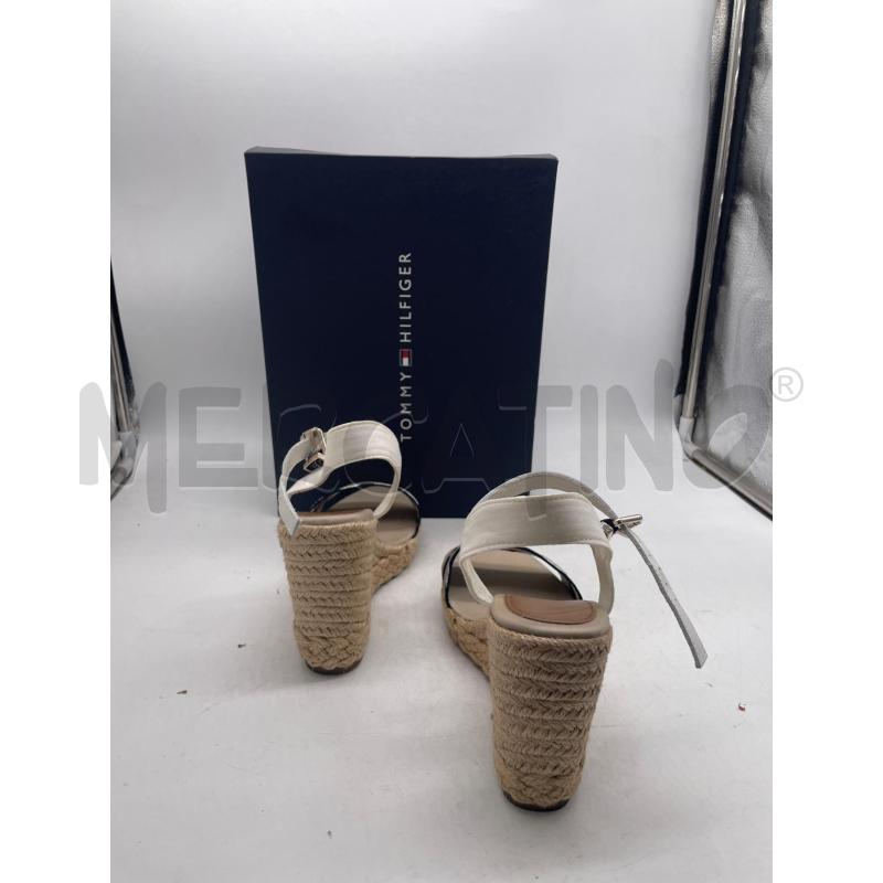 SANDALI DONNA TOMMY HILFIGER BIANCHE PAGLIA ZEPPA | Mercatino dell'Usato Montesilvano 3