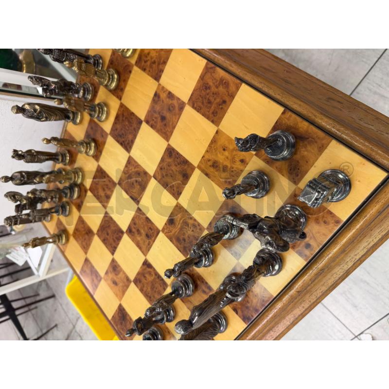 SCACCHIERA TAVOLO GIOCO SCACCHI METALLO  | Mercatino dell'Usato Montesilvano 2