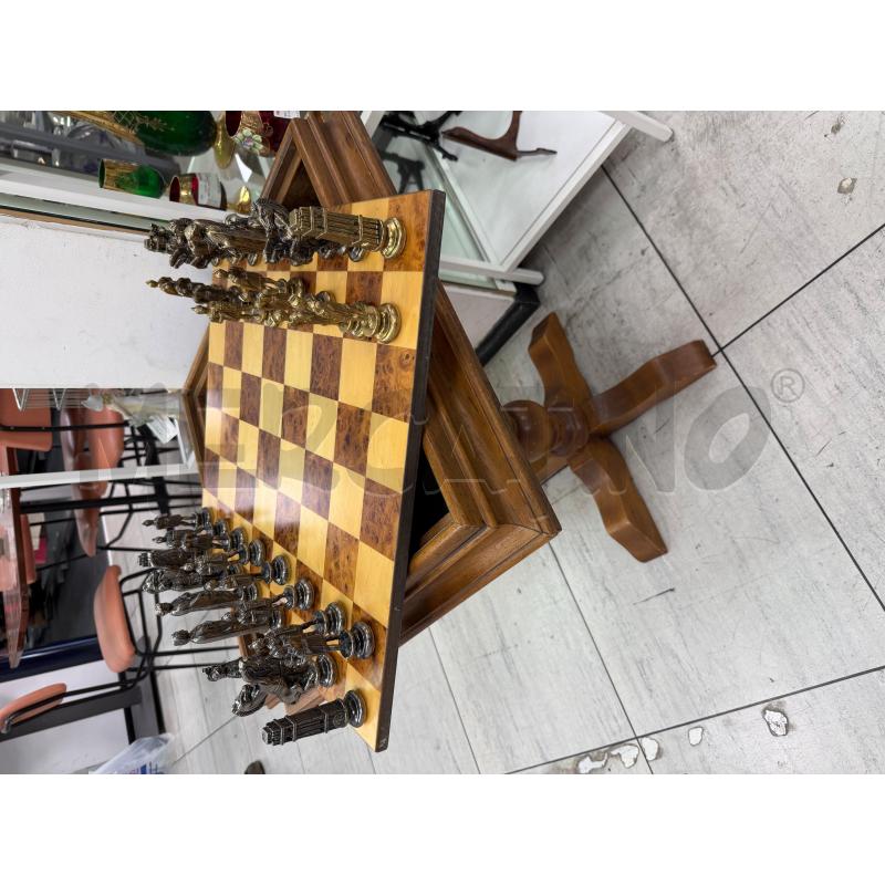 SCACCHIERA TAVOLO GIOCO SCACCHI METALLO  | Mercatino dell'Usato Montesilvano 4