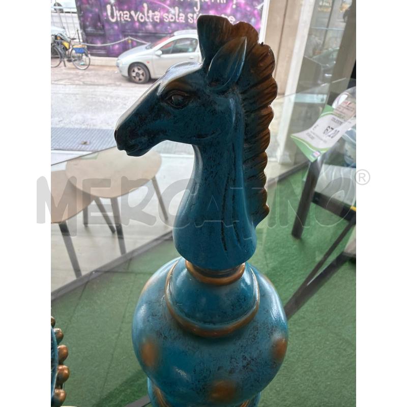 SCACCHI N.3 RESINA BLU VINTAGE H.40CM | Mercatino dell'Usato Montesilvano 2