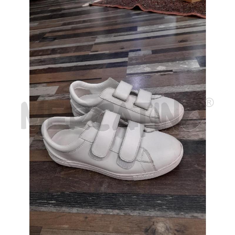 SCARPE BAMBINO ARMANI BIANCHE N .36 | Mercatino dell'Usato Montesilvano 1