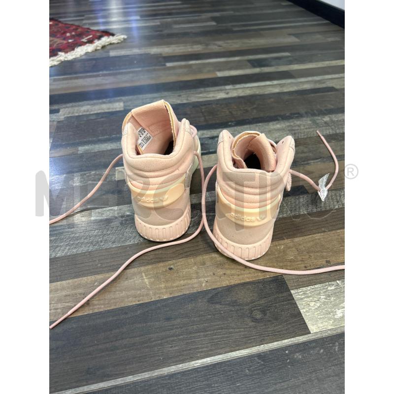 SCARPE DONNA ADIDAS ROSA LACCI STRAPPO | Mercatino dell'Usato Montesilvano 2