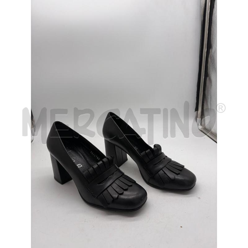 SCARPE DONNA ALESYA MOCASSINO TACCO NERO FRANGE | Mercatino dell'Usato Montesilvano 1