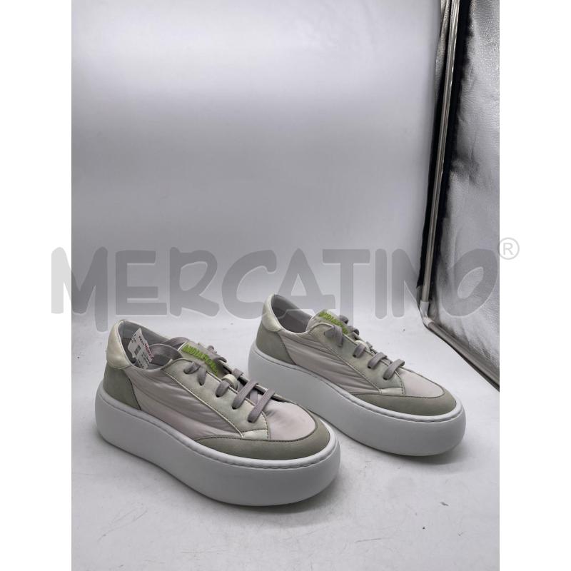 SCARPE DONNA ANDIAFORA BIANCHE GRIGIE SCRITTA VERDE LACCI | Mercatino dell'Usato Montesilvano 1
