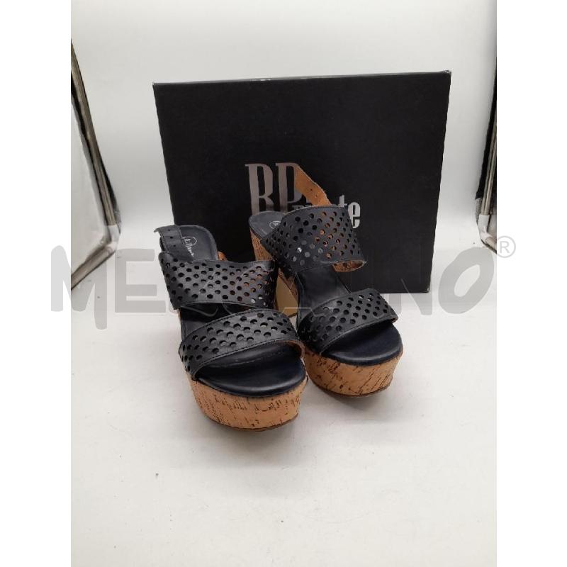 SCARPE DONNA BP PRIVATE BLU PUNTINATE TRAFORATE | Mercatino dell'Usato Montesilvano 2