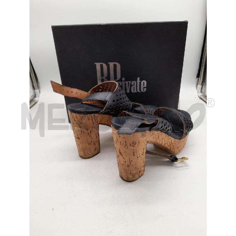 SCARPE DONNA BP PRIVATE BLU PUNTINATE TRAFORATE | Mercatino dell'Usato Montesilvano 3
