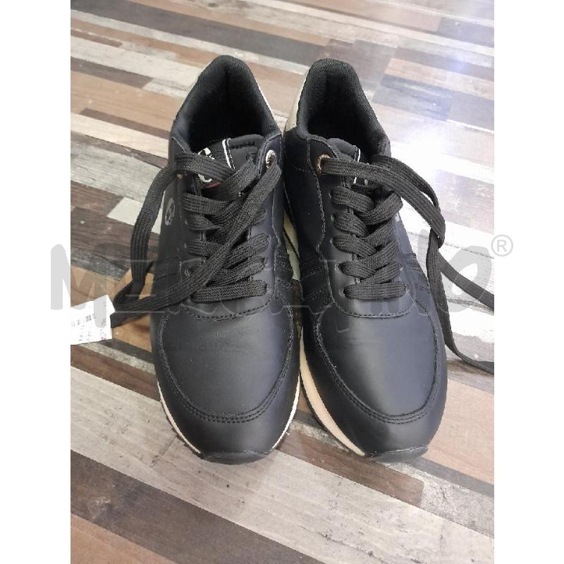 SCARPE DONNA CONTE OF FLORENCE NERE LACCI | Mercatino dell'Usato Montesilvano 1