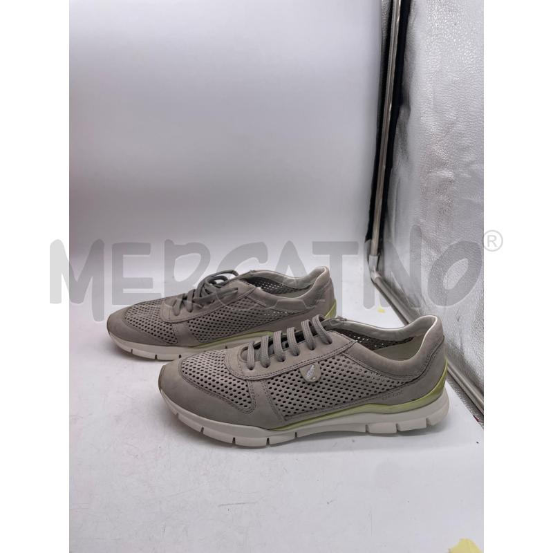 SCARPE DONNA GEOX PUNTINATE GRIGIE LACCI  | Mercatino dell'Usato Montesilvano 2