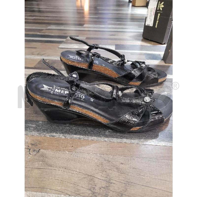 SCARPE DONNA MEPHISTO NERO TG 41 | Mercatino dell'Usato Montesilvano 1