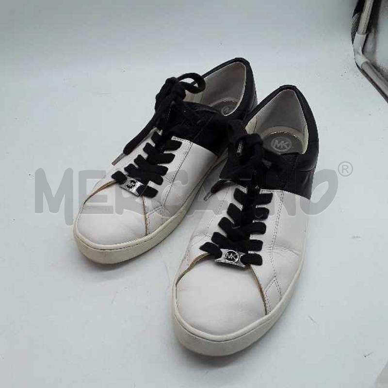 SCARPE DONNA MICHAEL KORS BIANCHE LINGUA NERA LACCI | Mercatino dell'Usato Montesilvano 1
