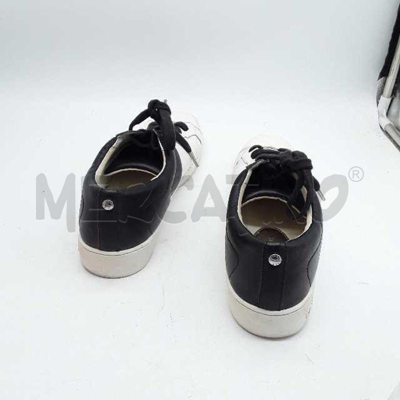 SCARPE DONNA MICHAEL KORS BIANCHE LINGUA NERA LACCI | Mercatino dell'Usato Montesilvano 3