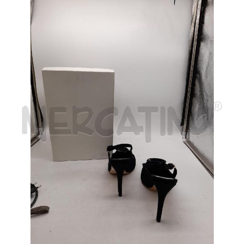 SCARPE DONNA NERE PUNTA TACCO DEE N.37 | Mercatino dell'Usato Montesilvano 2