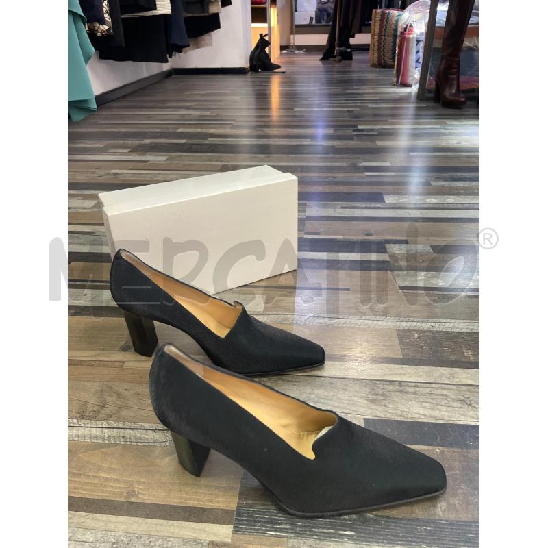 SCARPE DONNA NOUCHKA NERE TACCO PUNTA A PUNTA | Mercatino dell'Usato Montesilvano 1