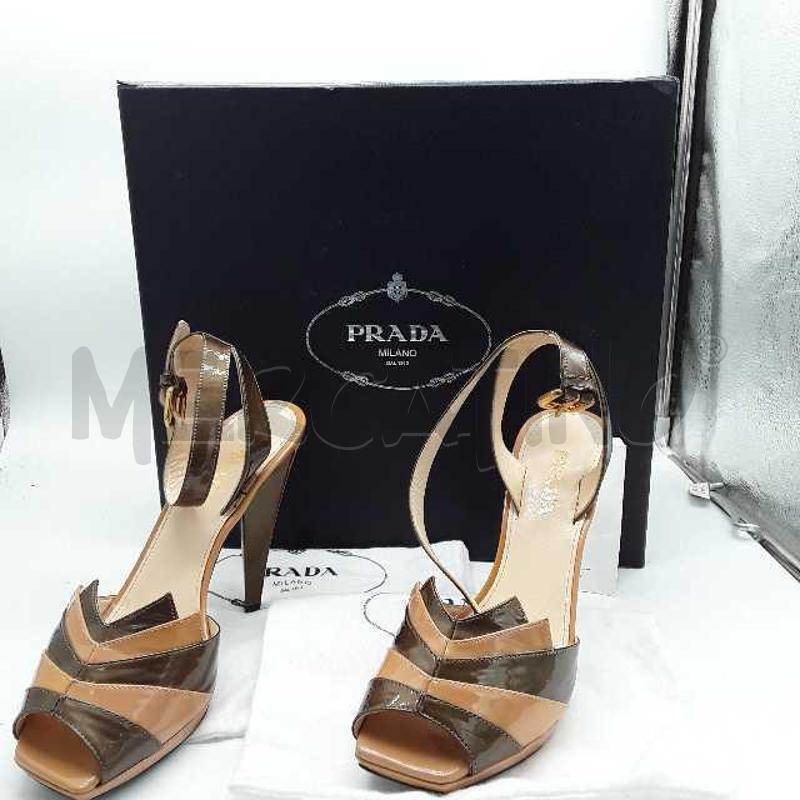SCARPE DONNA PRADA N 38 VERNICE | Mercatino dell'Usato Montesilvano 3