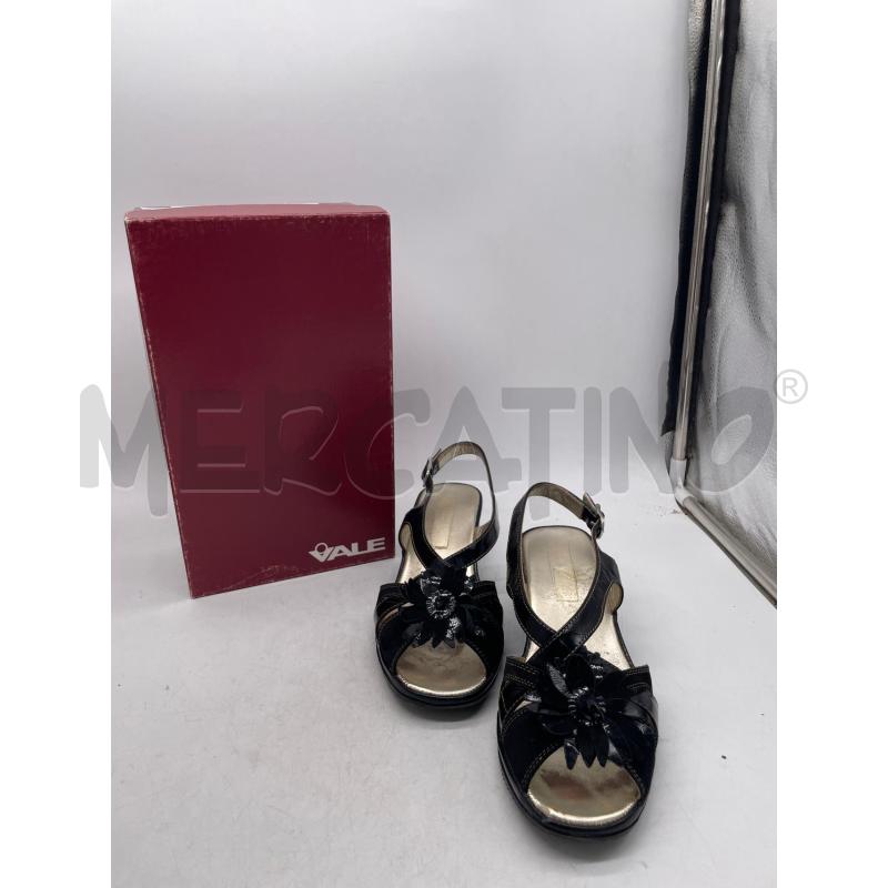 SCARPE DONNA SANDALO KALRIN FIORE NERE INT DORATO | Mercatino dell'Usato Montesilvano 2