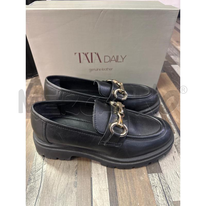 SCARPE DONNA TATA NERE CATENA DORATA  | Mercatino dell'Usato Montesilvano 2