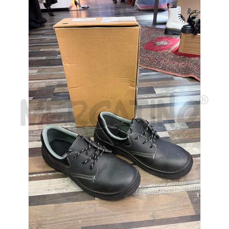 SCARPE UOMO ANTIINFORTUNISTICA NERI N.45 | Mercatino dell'Usato Montesilvano 1