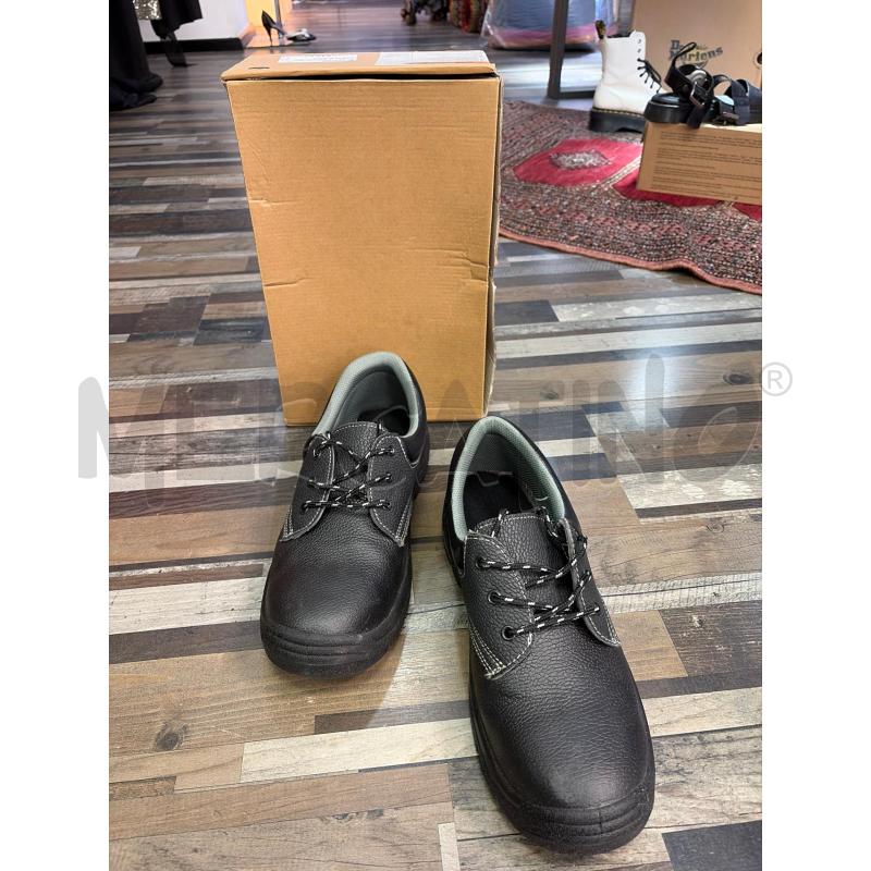 SCARPE UOMO ANTIINFORTUNISTICA NERI N.45 | Mercatino dell'Usato Montesilvano 2