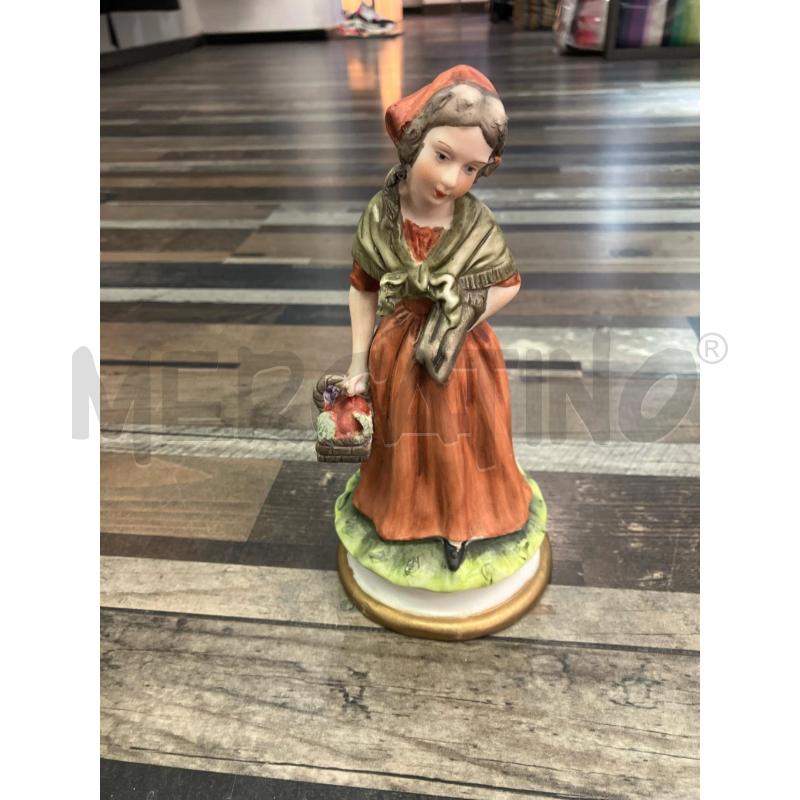 STATUETTA DONNINA CESTINO N | Mercatino dell'Usato Montesilvano 1