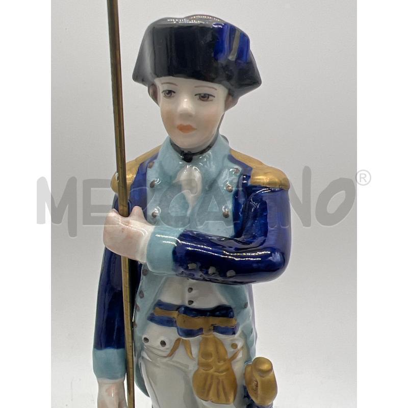 STATUINA N ALFIERE GUARDIA FINANZA H.20CM | Mercatino dell'Usato Montesilvano 2