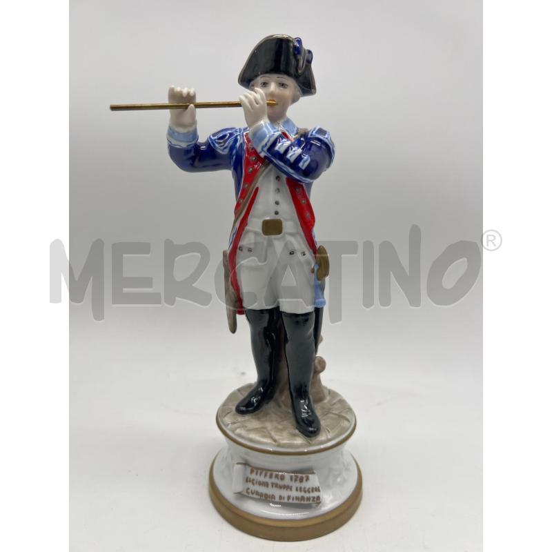 STATUINA  PIFFERO 1787 GUARDIA DI FINANZA H.20CM | Mercatino dell'Usato Montesilvano 1