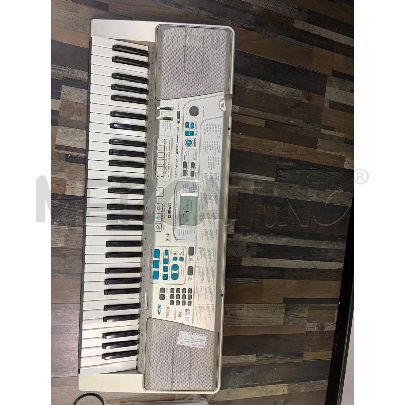 TASTIERA MUSICALE CASIO GRIGIA LK-300TV | Mercatino dell'Usato Montesilvano 2
