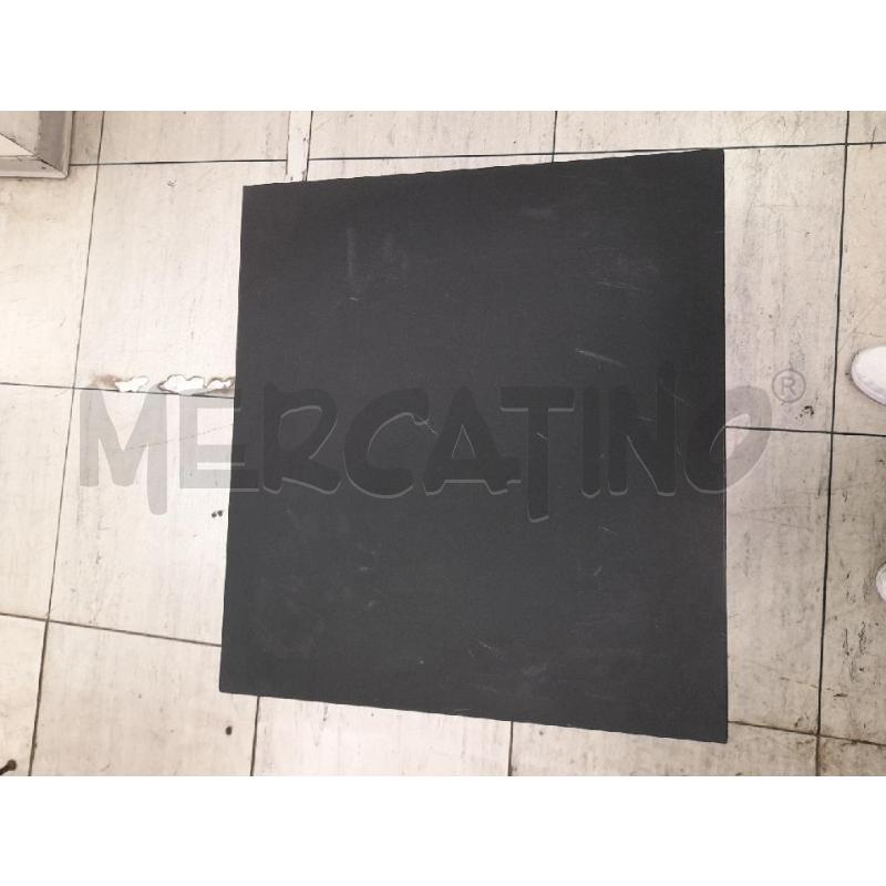 TAVOLINO NERO 4 RUOTE | Mercatino dell'Usato Montesilvano 2