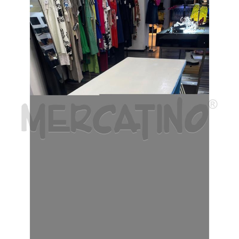TAVOLO CELESTE E BIANCO  | Mercatino dell'Usato Montesilvano 1