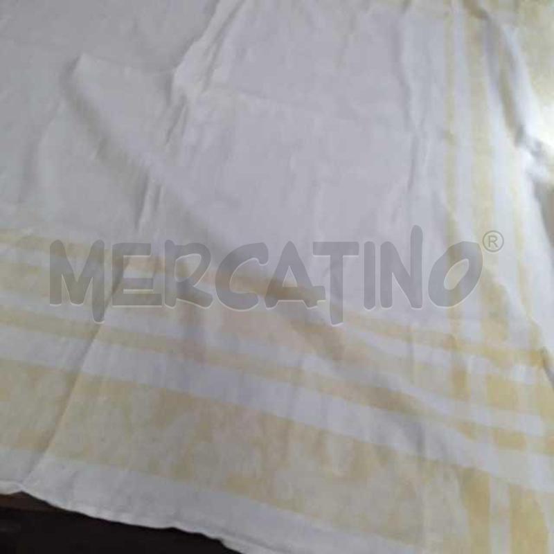 TOVAGLIA BIANCA BORDO GIALLO | Mercatino dell'Usato Montesilvano 2