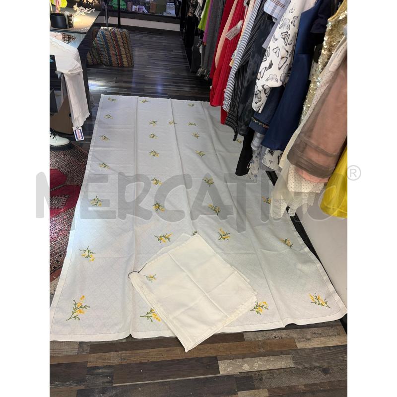 TOVAGLIA BIANC ARETT 12 TOV FIORI GIALLI | Mercatino dell'Usato Montesilvano 1