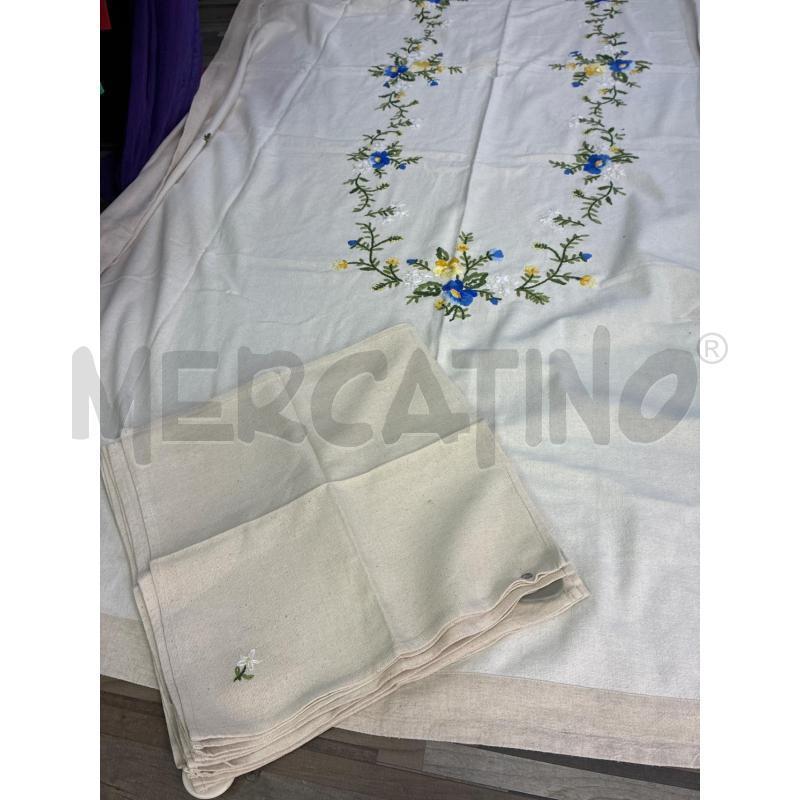 TOVAGLIA RETTANGOLARE BEIGE RICAMO BLU 12 TOV | Mercatino dell'Usato Montesilvano 4