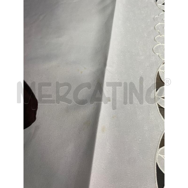 TOVAGLIA RETTANGOLARE BIANCA BORDO FIORI INTAGLIATI 18TOV330X163 | Mercatino dell'Usato Montesilvano 3