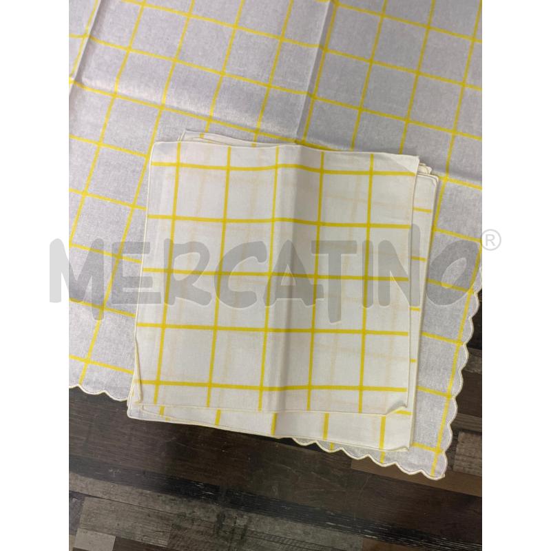 TOVAGLIA RETTANGOLARE BIANCA QUADRETTATA GIALLA UVA RICAMATA +8 TOV  | Mercatino dell'Usato Montesilvano 2