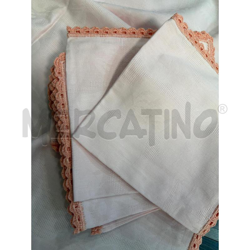 TOVAGLIA RETTANGOLARE ROSA + 6 TOV + 1 RANNER 150 X 152 | Mercatino dell'Usato Montesilvano 2