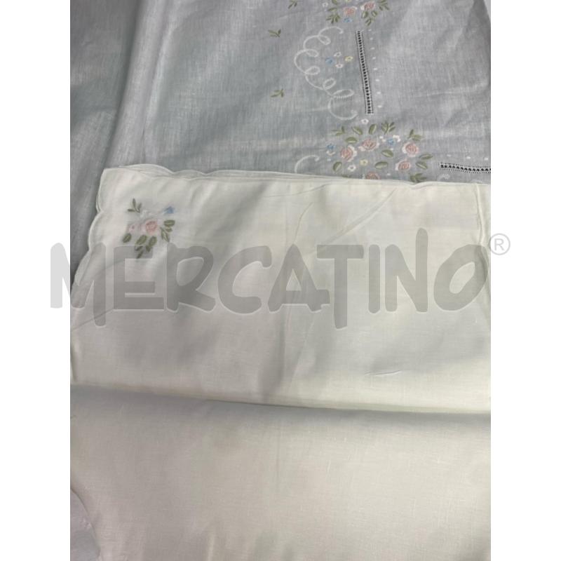 TOVAGLIA RETT BIANCA FIORI ROSA CELESTI 12 TOV | Mercatino dell'Usato Montesilvano 2