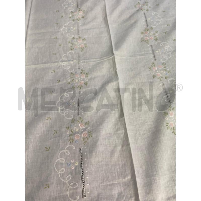 TOVAGLIA RETT BIANCA FIORI ROSA CELESTI 12 TOV | Mercatino dell'Usato Montesilvano 3