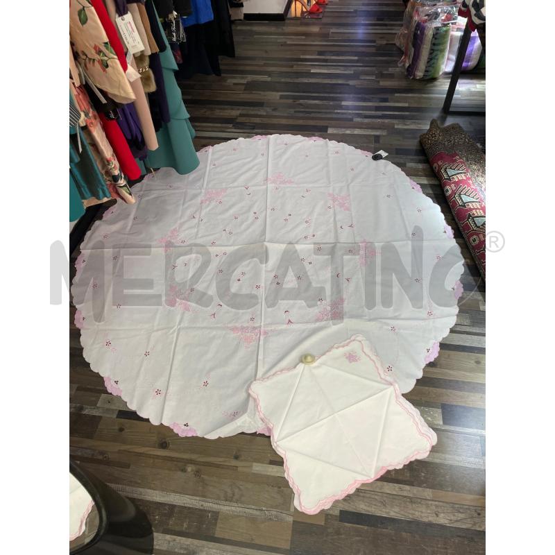 TOVAGLIA TONDA RICAMI FIORI ROSA + 8 TOV | Mercatino dell'Usato Montesilvano 1
